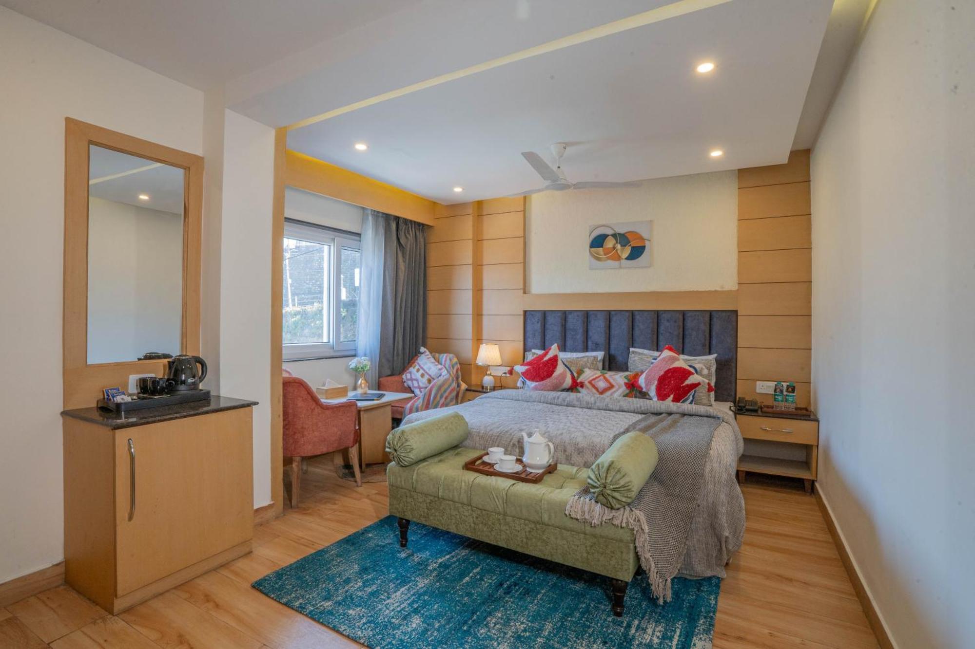 Perfectstayz Premium At Mall Road Mussoorie Exterior foto