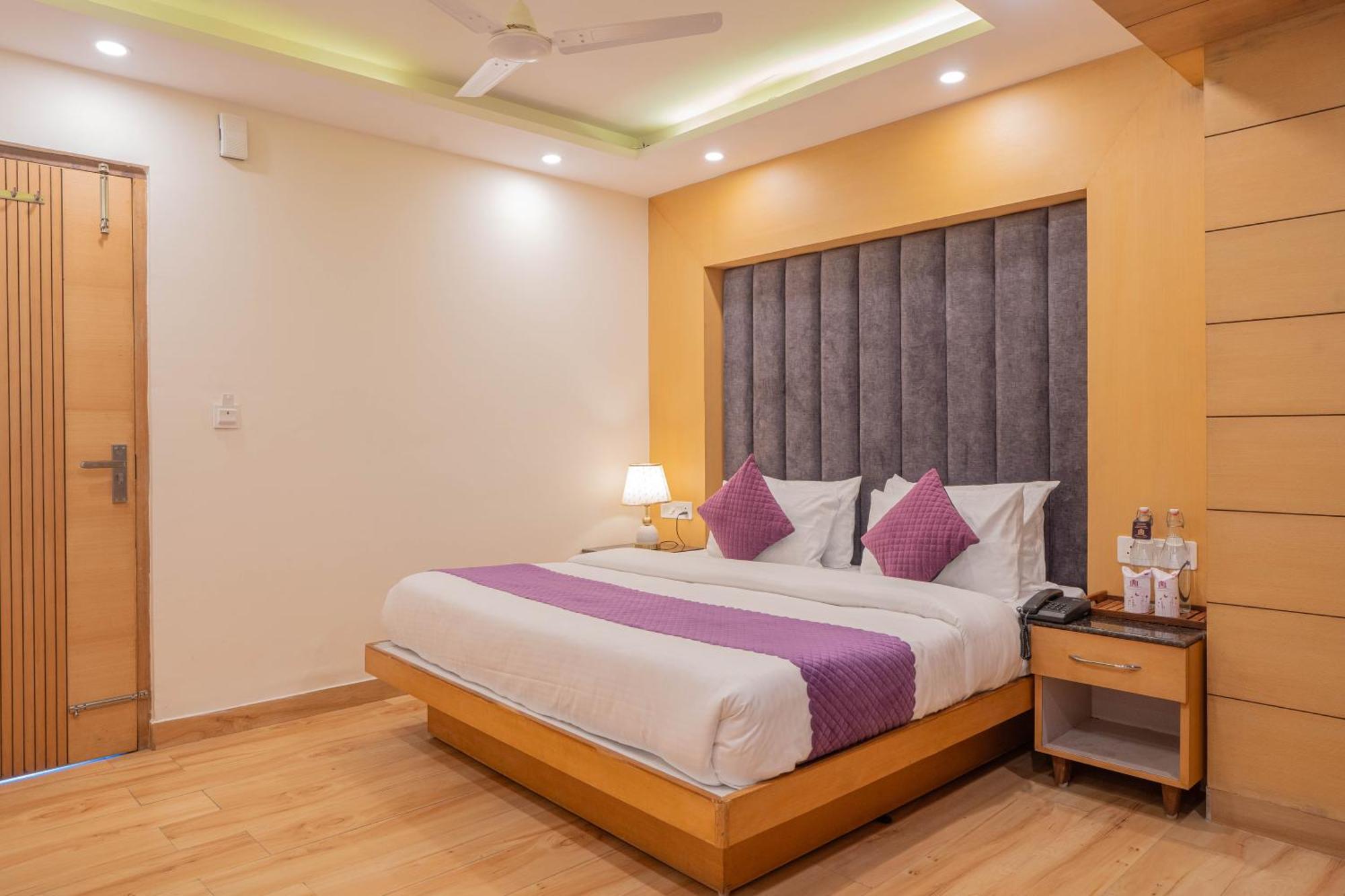 Perfectstayz Premium At Mall Road Mussoorie Exterior foto
